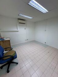 Aljunied Crescent (D14), Shop House #611824461